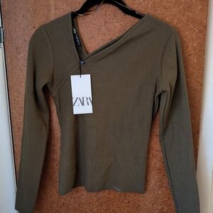 Zara olive green long sleeve ribbed top